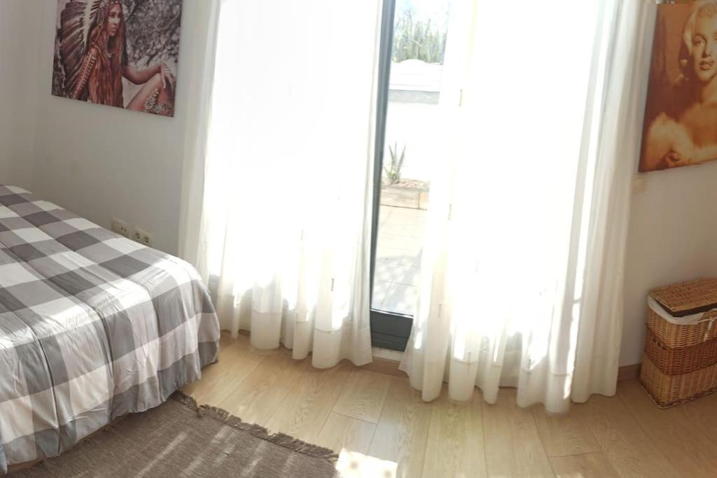 Atico En Paiporta Con 2 Grandes Terrazas Apartment Valencia Exterior photo
